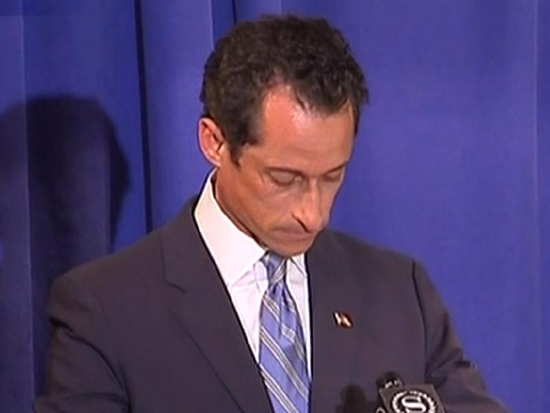 Teen allegedly says she chatted with Anthony Weiner, but Weiner claims hoax