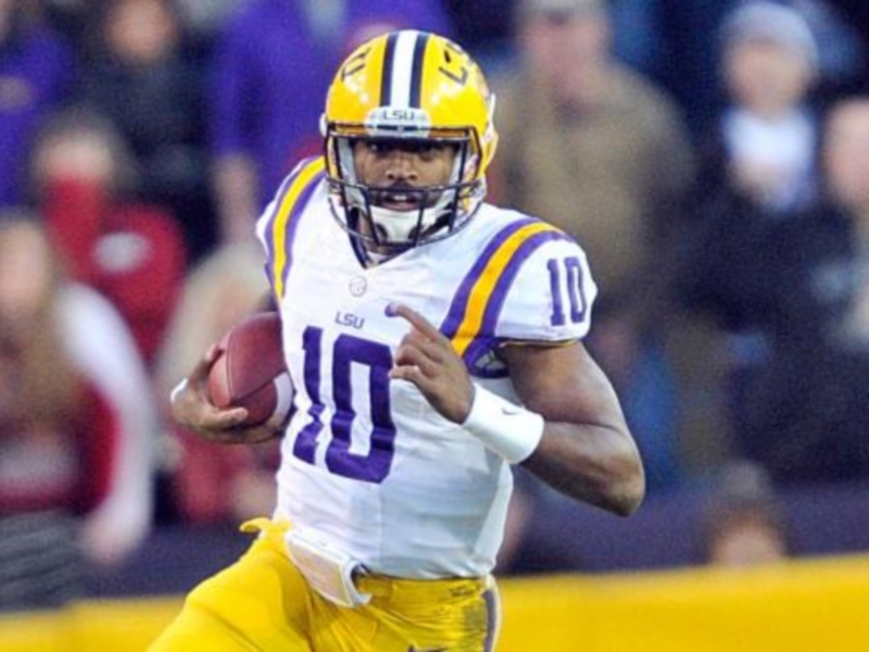 LSU's Anthony Jennings given release to transfer