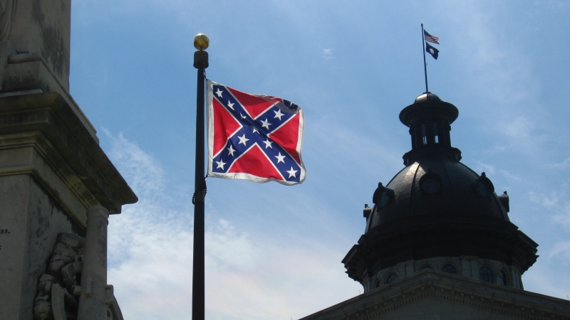 Washington flummoxed over federal Confederate flag displays