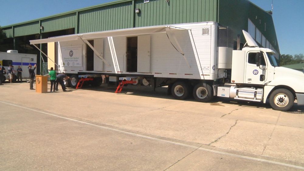 Louisiana rolls out mobile pet shelter