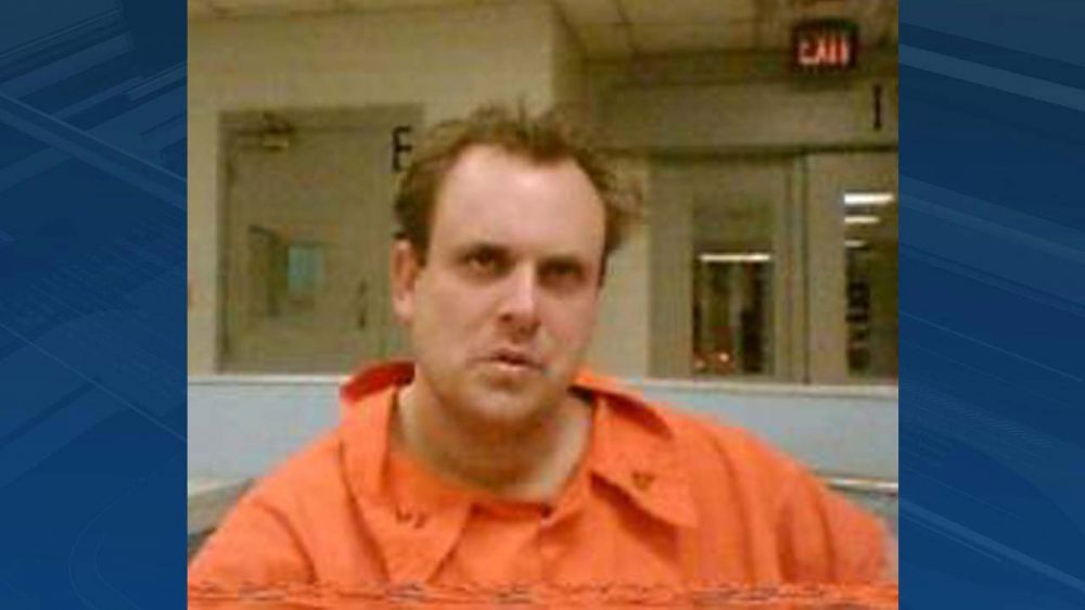 Man arrested after leading police into Ponchatoula during high speed ...