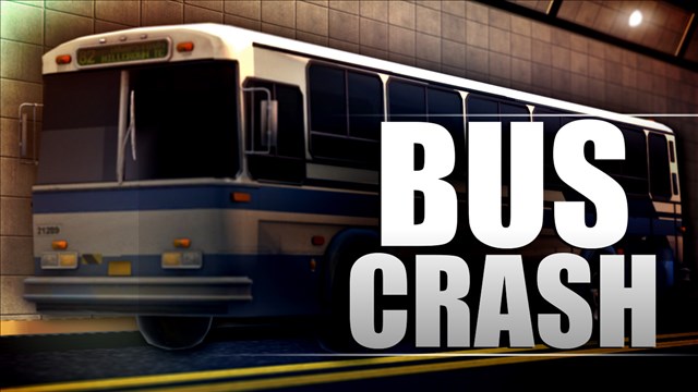 Several hurt after bus veers into opposite lane in Instanbul