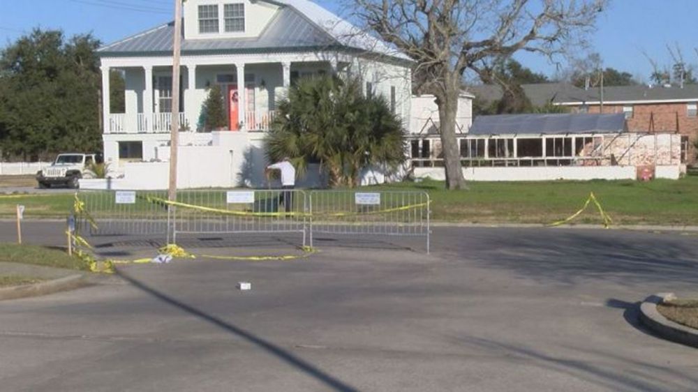 Police: 2 guns used in Miss. parade shooting that killed 2, wounded 4