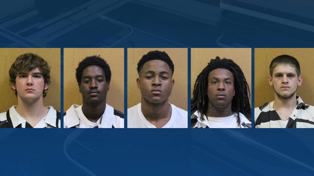 5 arrested in Assumption after alleged drug deal