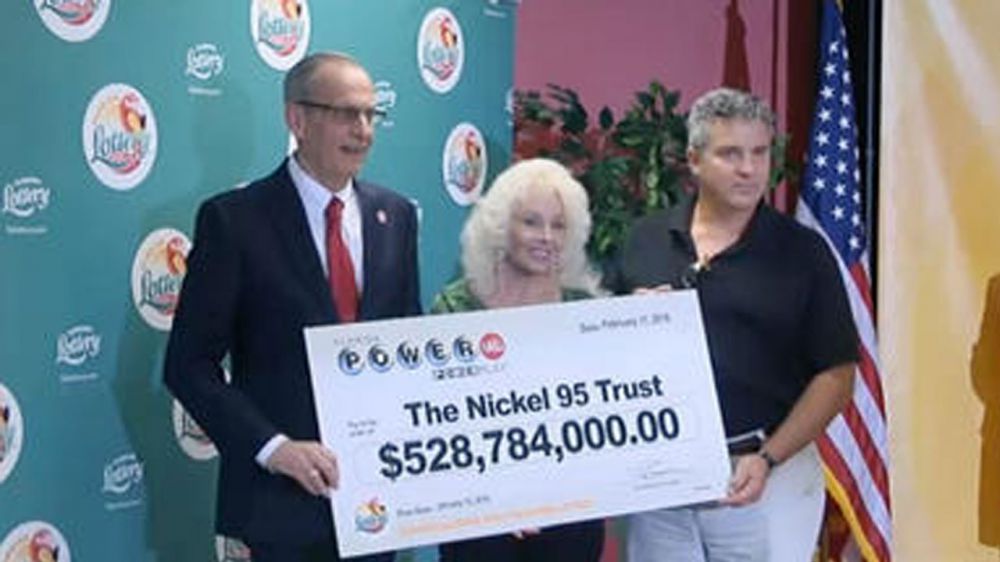 Florida couple wins share of $1.6B Powerball