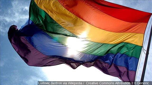 NY governor moves to stop 'gay conversion' therapy for kids