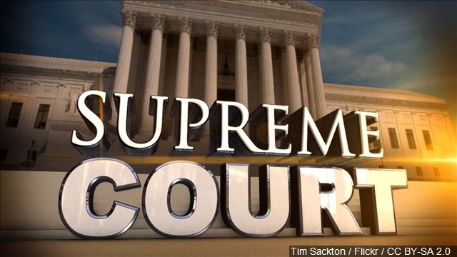 White House considers Republican governor for Supreme Court