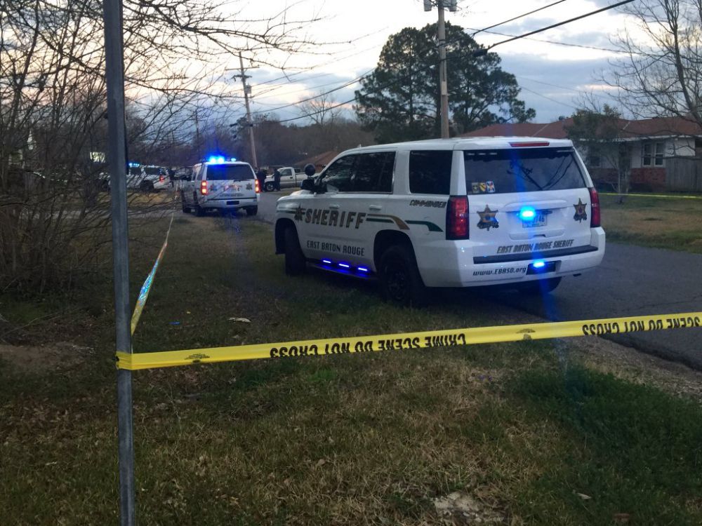 Deputies investigating afternoon shooting on Hanks Drive