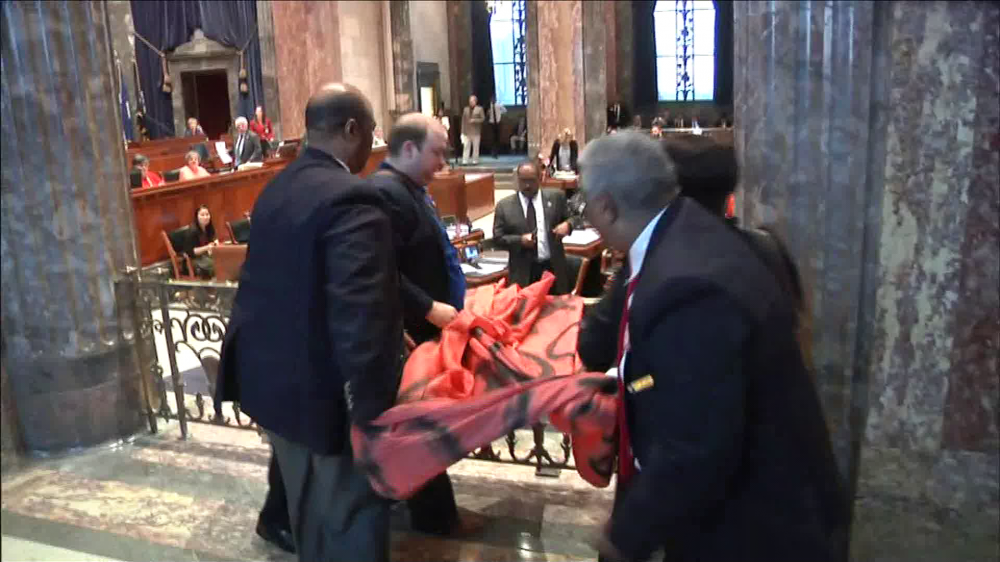 LSU students removed from Capitol after senate chamber disruption