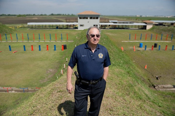 Sheriff pleads not guilty to ordering inmates' beatings