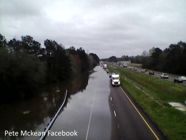 Flood water swallows I-12; Voluntary evacuation for low-lying Tangipahoa