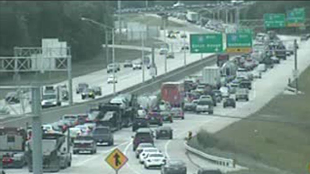 I-10 West/East delays after College Drive crash