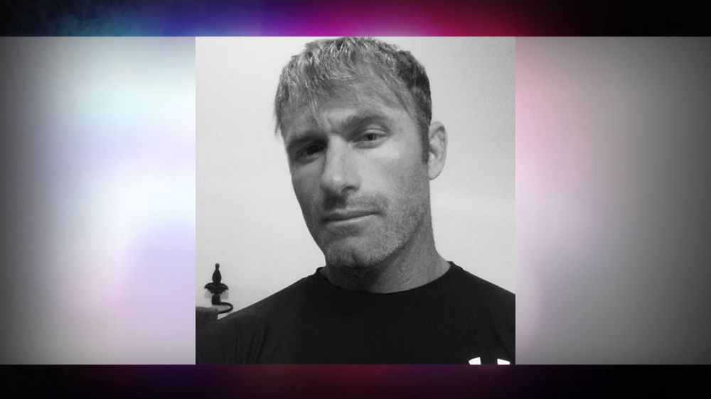 Business owner, former NFL WR shot in leg during robbery