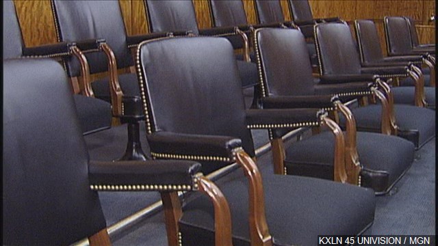 Governor approves separated courtroom seating for victims