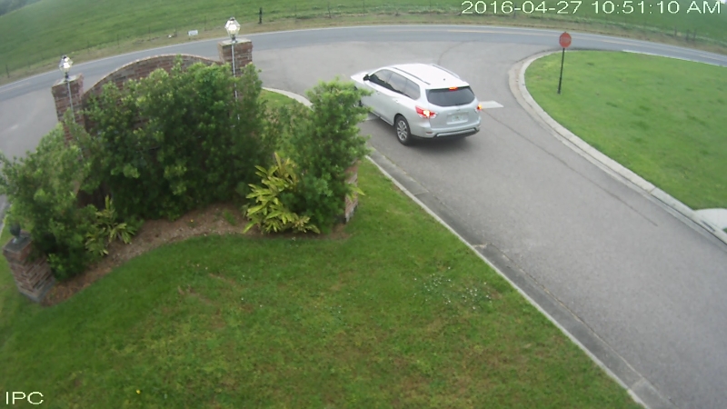 WBR deputies searching for Antonio Plantation subdivision burglar