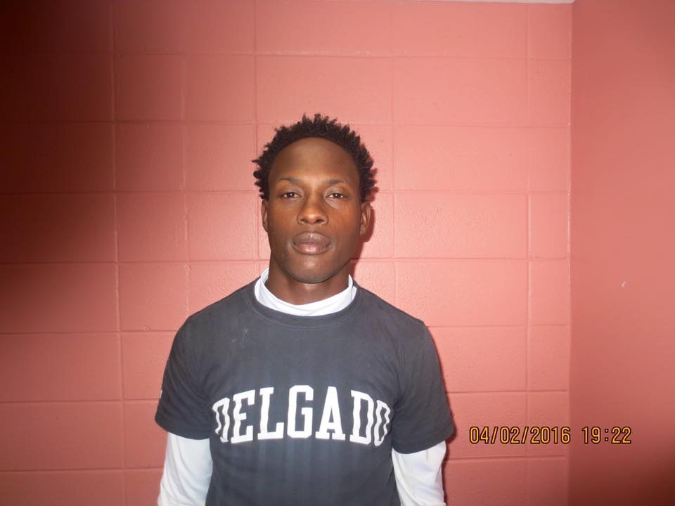 Police: Man arrested after stabbing brother over video game