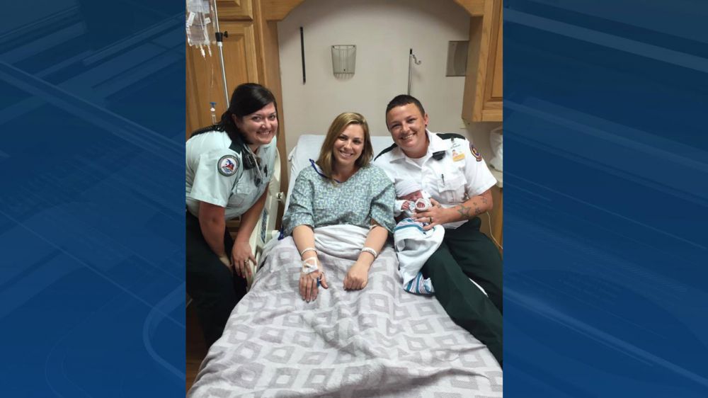 Acadian Ambulance members help deliver baby on side of road