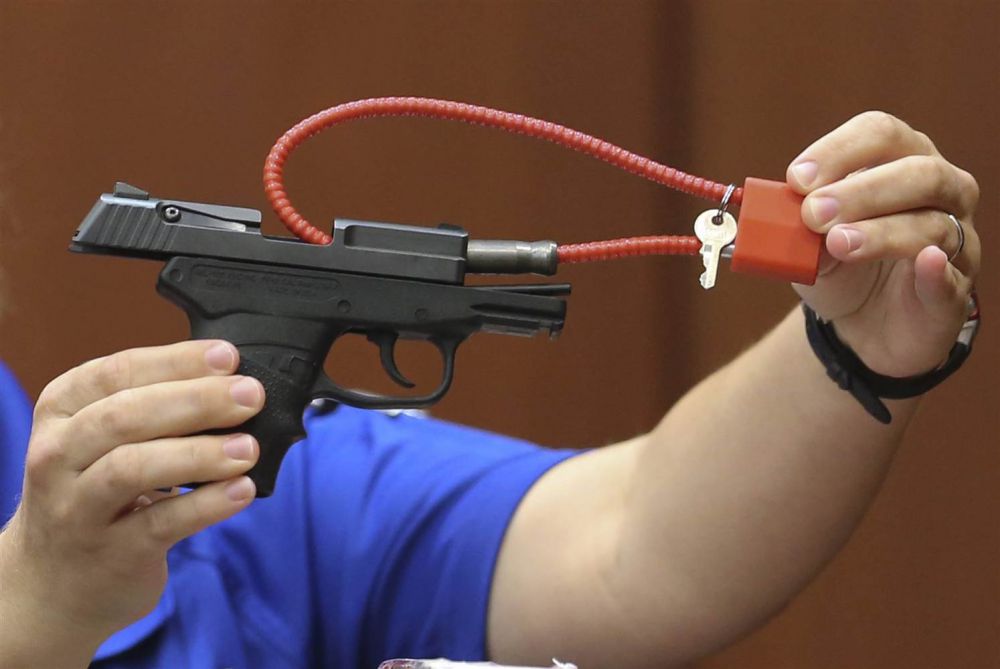 Zimmerman gun removed from auction website