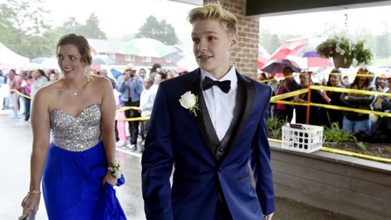 Girl barred from prom for wearing suit has her prom night