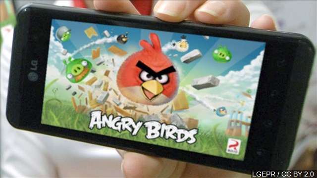'Angry Birds' flocks to No. 1 over 'Neighbors,' 'Nice Guys'
