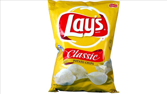 Man attempts to rob car wash with potato chip bag