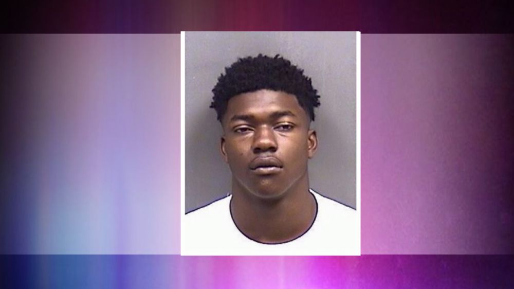 Man wanted after fight that left victim with fractures in his face