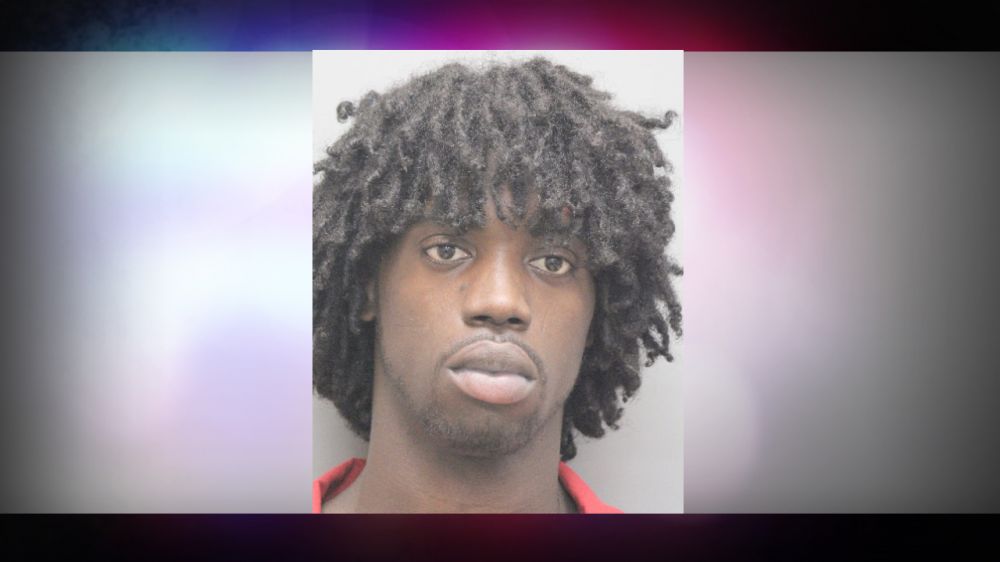 Thibodaux man wanted for shooting at car with child inside