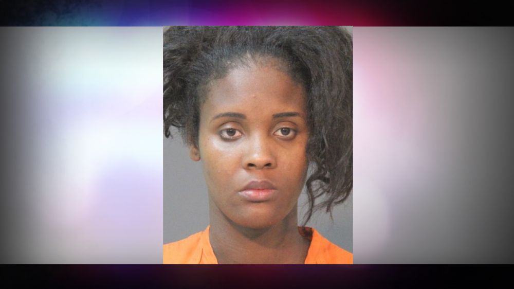 Woman arrested after impersonating officer, falsely arresting man
