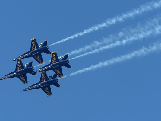 Blue Angels pilot killed; no civilians hurt