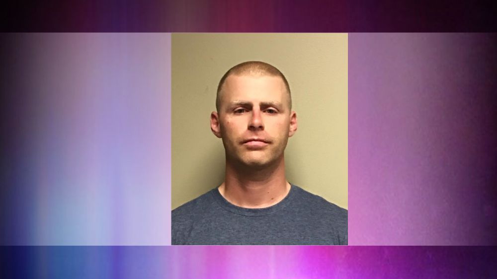 Deputy accused of having sex with juvenile while on duty