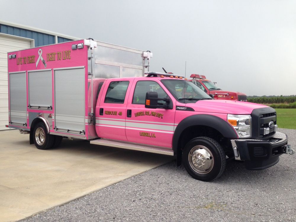 Real men drive pink: Fire chief paints truck pink