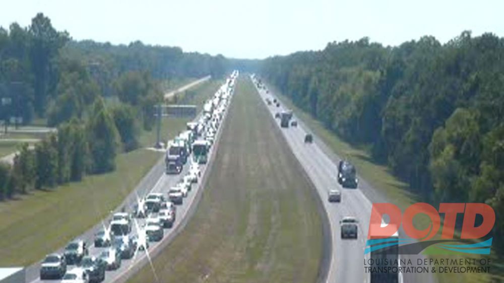Traffic snarl stretches for 19 miles between Lafayette and BR