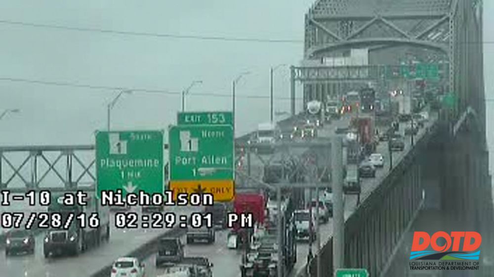 I-12 West at Essen to I-10/12 split opened after closed following memorial service