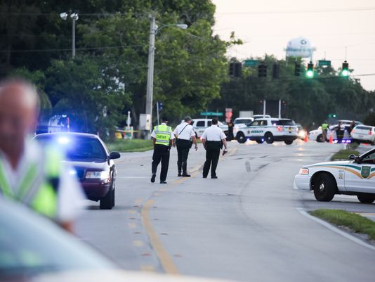 Authorities: 2 killed, 17 shot at Florida nightclub