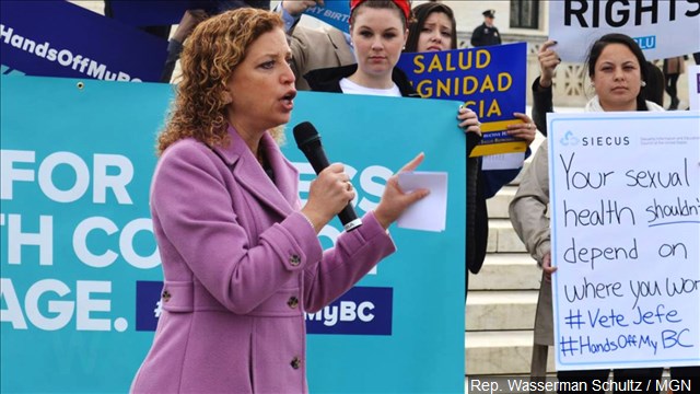Under fire, Dem chair Wasserman Schultz to leave