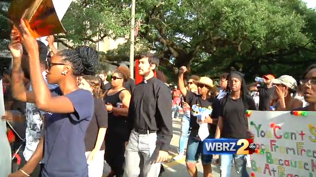 Peaceful protesters ask for unity in Capitol march