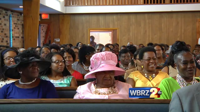 Church near Alton Sterling shooting prays for peace