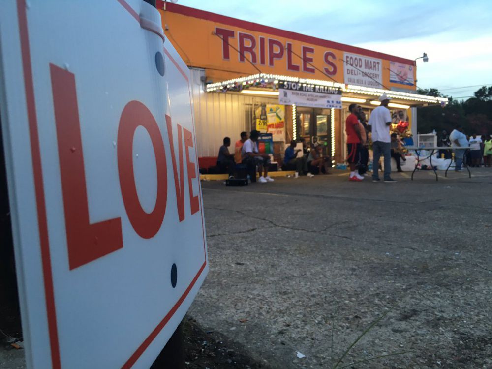 Alton Sterling's 15-year-old to speak Wednesday morning