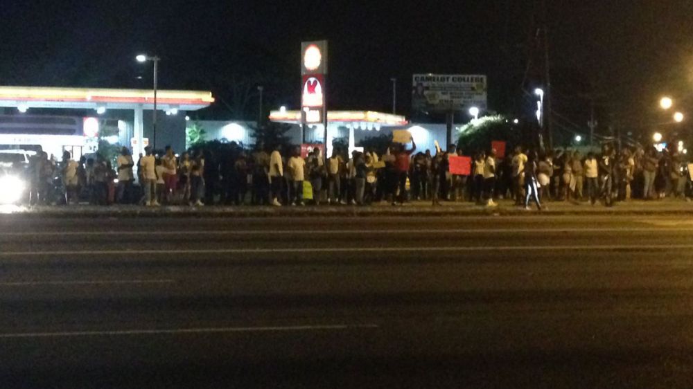 Sunday night, protesters return to police headquarters