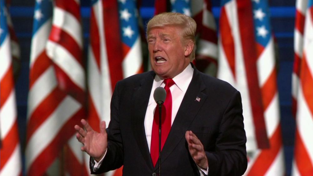 Trump accepts GOP nomination, addresses police shooting in Baton Rouge