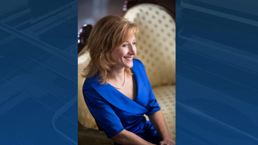 First Lady Donna Edwards joins Facebook and Twitter