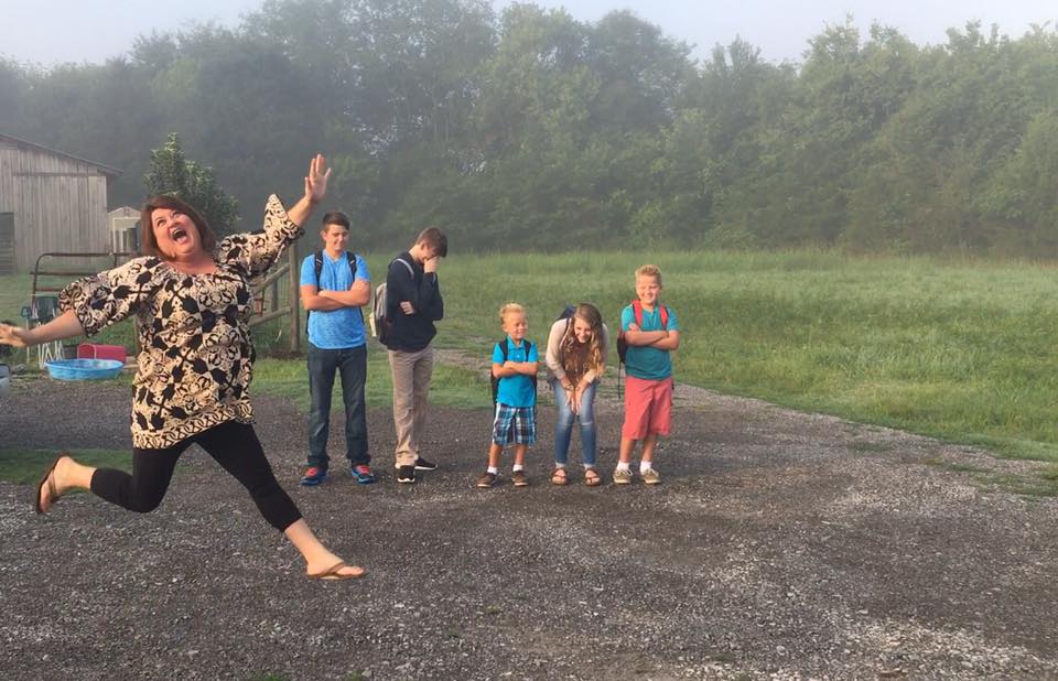 Alabama mother jumps for joy in back-to-school picture