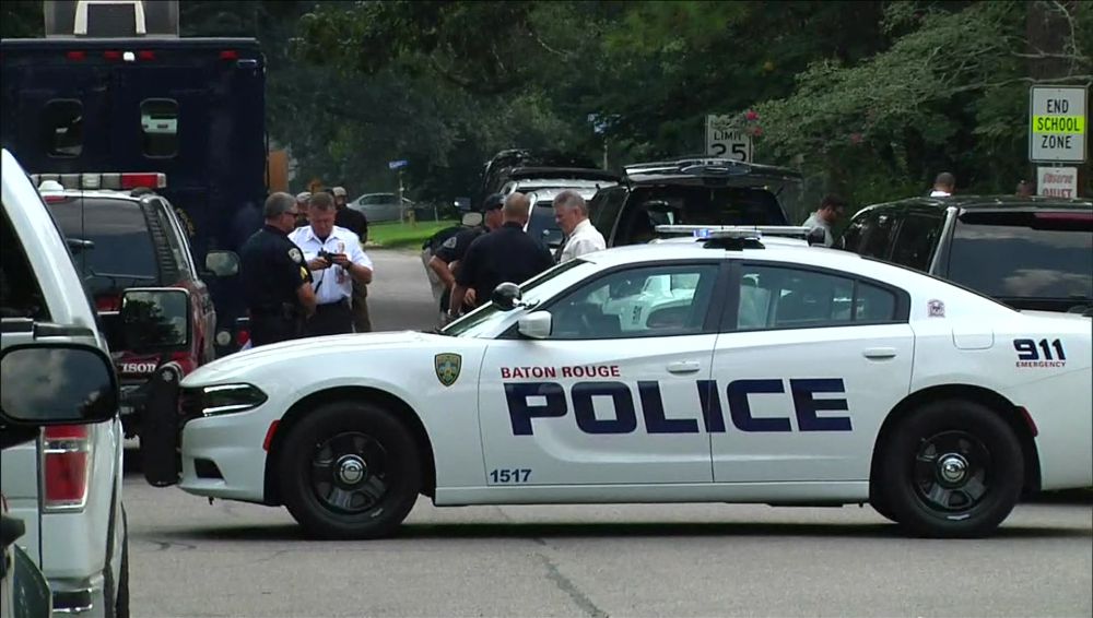 Man arrested after bomb squad responded to report of suspicious package