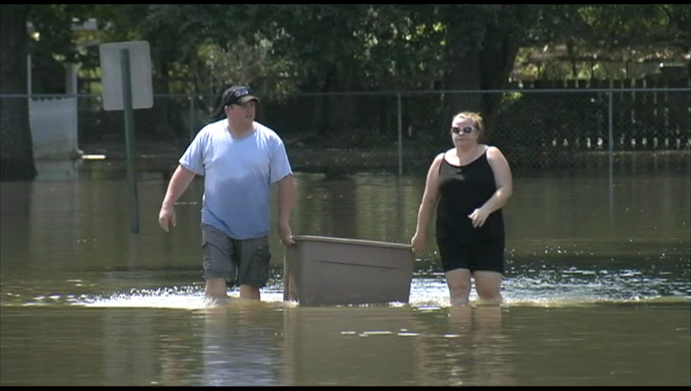FEMA: federal aid to flooded Louisiana has passed $1 billion