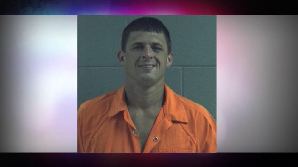 Man arrested after leading deputies on chase in Livingston Parish, swims in Amite River