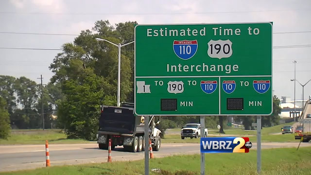 Drivers say that LA 1 sign showing travel time not working