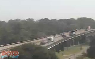 Both lanes blocked on I-10 west on Atchafalaya Basin Bridge