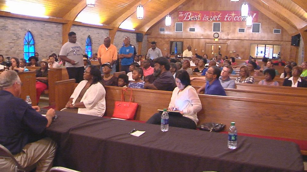 NBR residents address debris removal problems