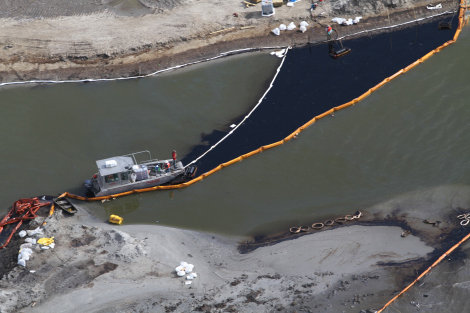 Coast Guard: 6K gallons of oily water recovered from Bay Long oil spill