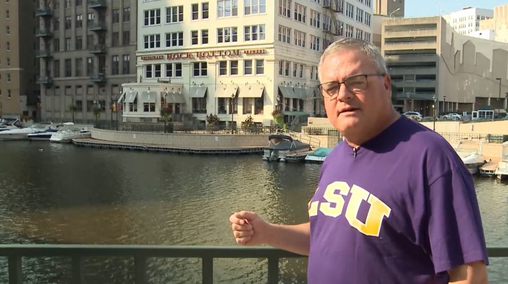 LSU fan rescues drowning Milwaukee fan